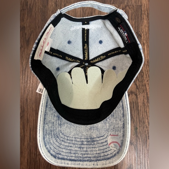 Mitchell & Ness Los Angeles Dodgers Blue Denim Dad Hat - Picture 2 of 6